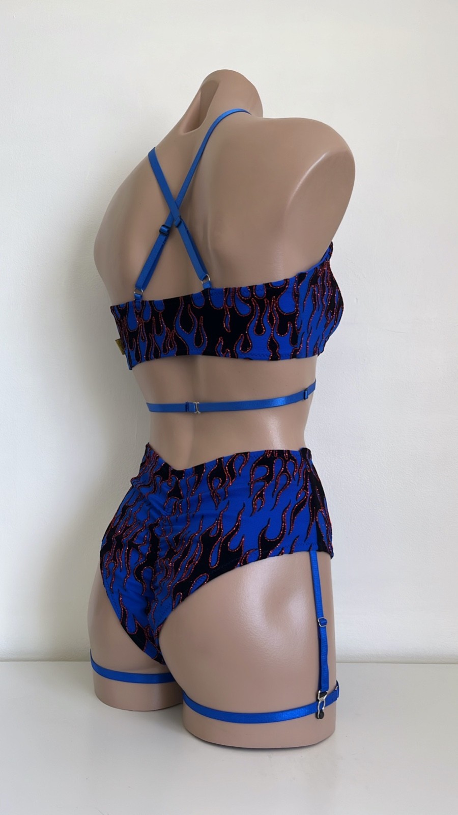 Schminke 🔥 Mesh Flames fire festival pole dance wear UV halter top sweetheart