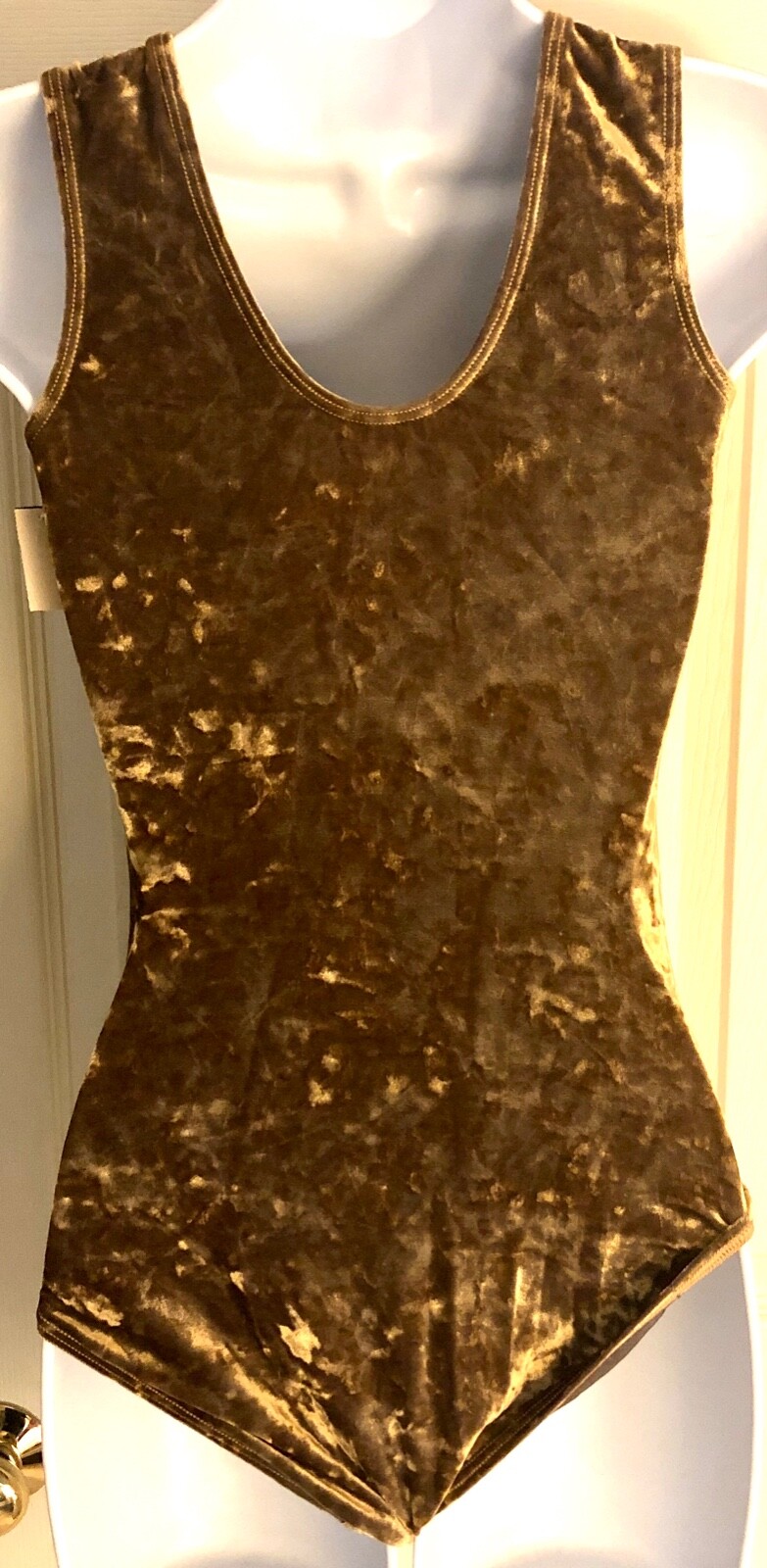 GK ADULT LARGE BEIGE CRUSHED VELVET GYMNASTIC DANCE BASIC TANK LEOTARD Sz AL NWT