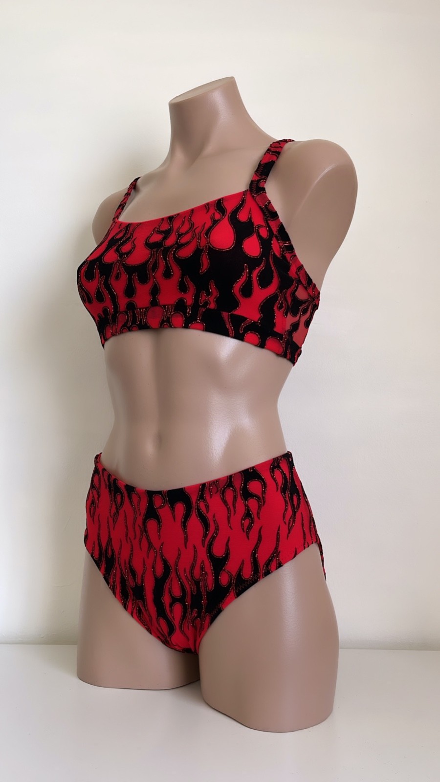 Schminke 🔥 Flames fire pole dance wear mesh UV neon halter crop top & bottoms