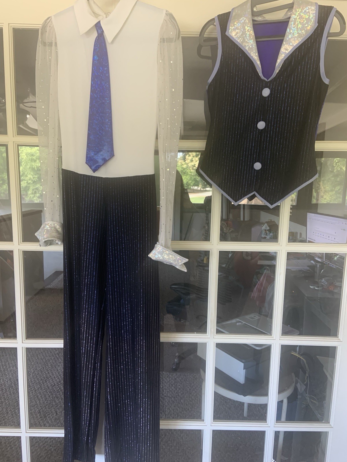 The Lineup Med 2pc Pinstripe Mesh Hologram Vest Blues White Silver Long Sleeve