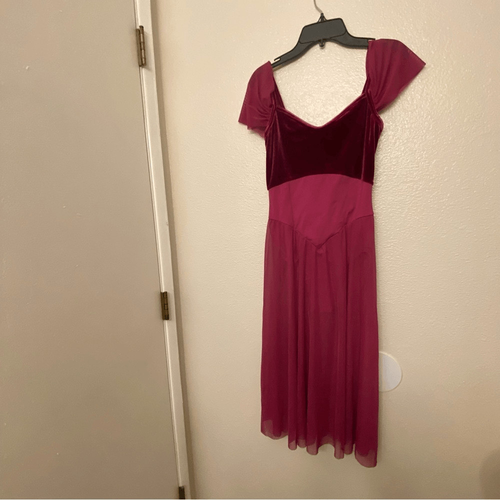 Weissman Dance Costume VELVET burgundy red The Skaters Waltz 15885 SA adult