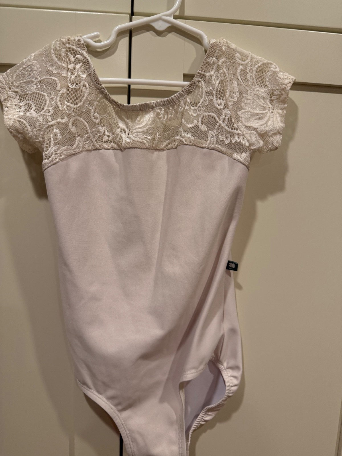 EXTRA SMALL CREAM & CREAM ENGLISH LACE CAP SLEEVE Ballet leotard