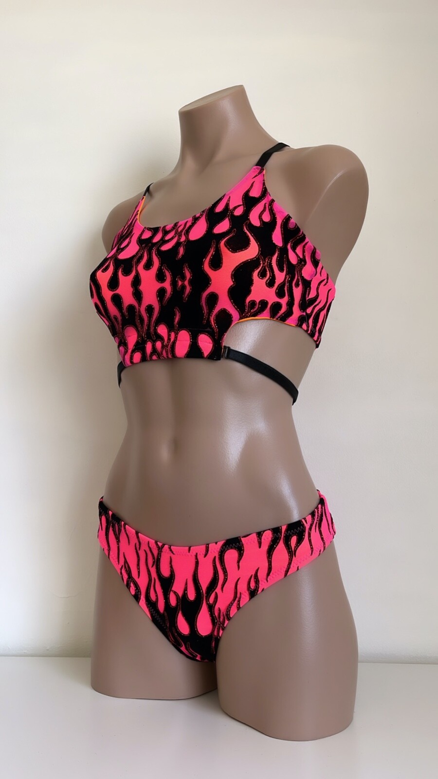 Schminke 🔥 Flames fire pole dance wear mesh UV neon halter crop top & bottoms