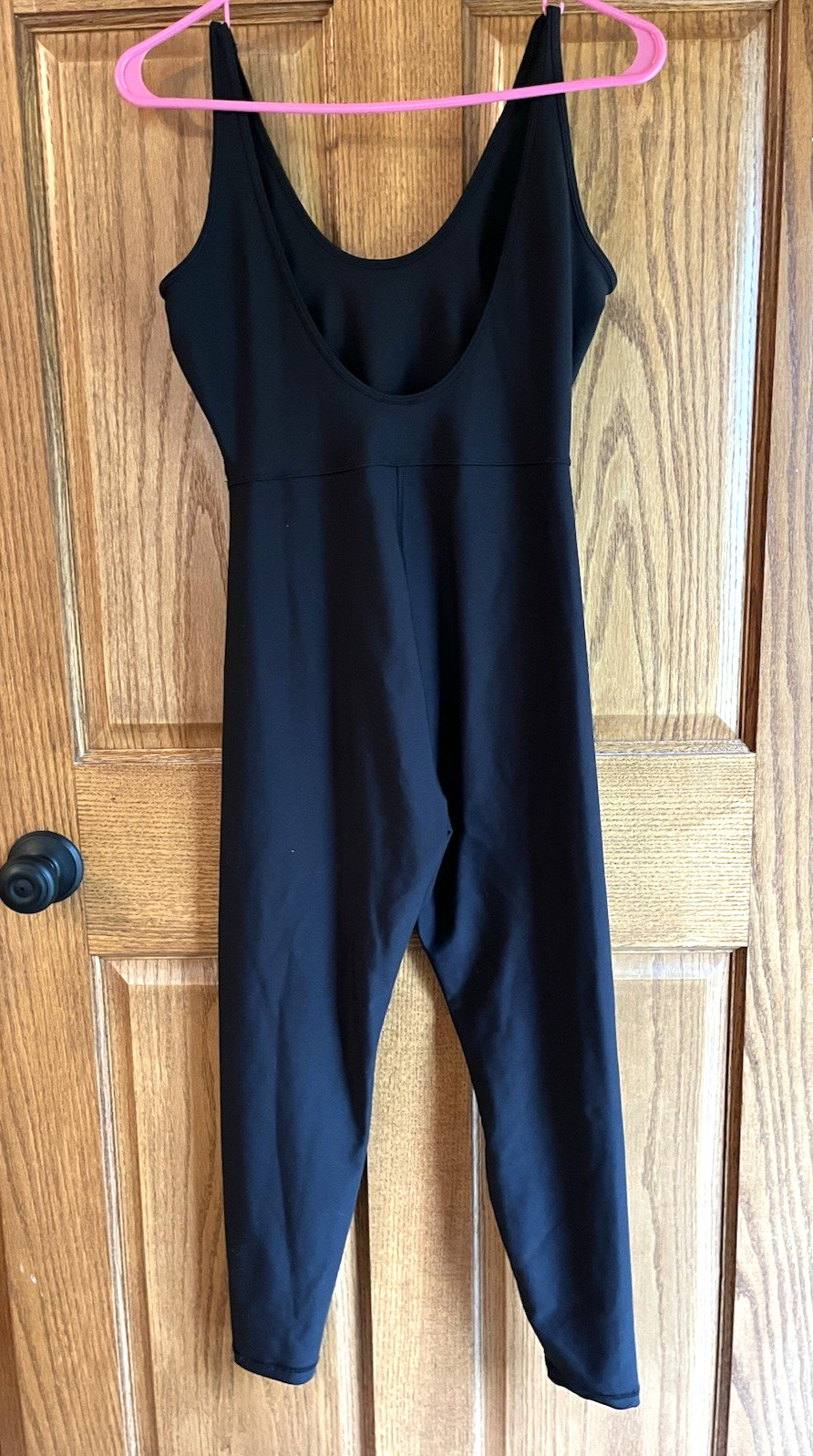 Black Unitard Sleeveless Long Legs Sleeveless Scoop Neck – See Description