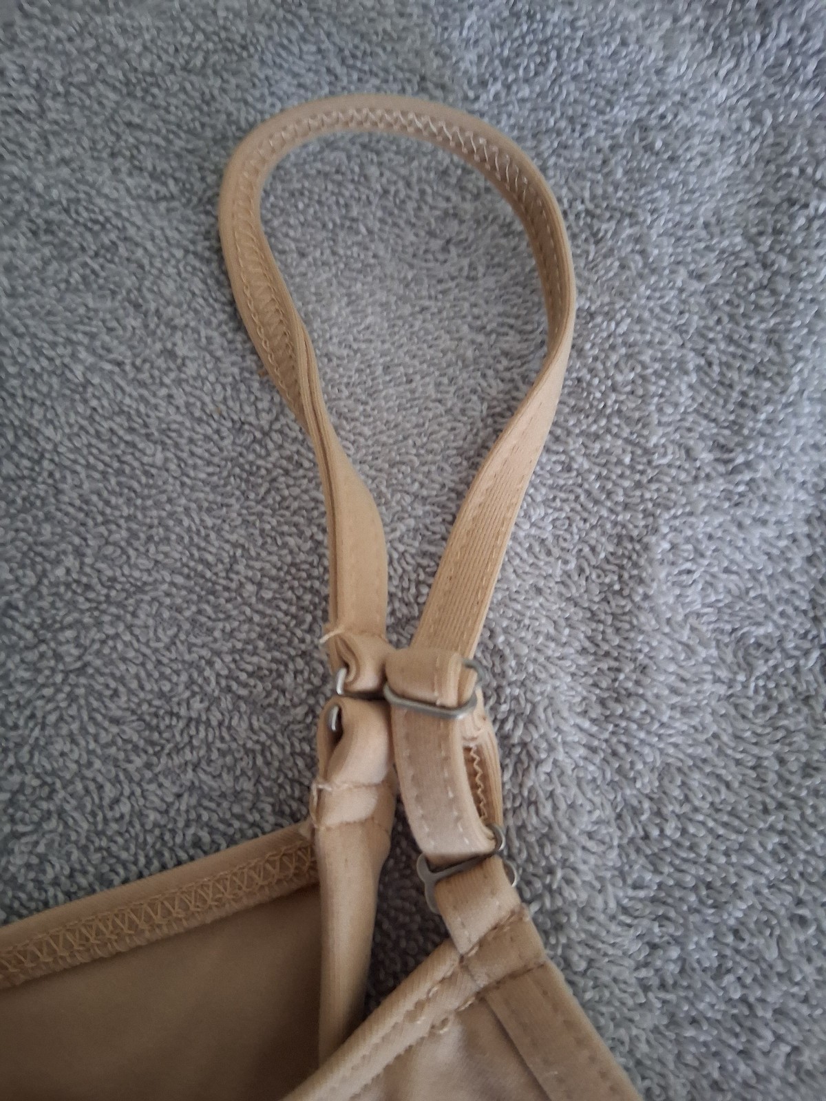 CAPEZIO CAMI LEO WITH ADJUSTABLE STRAP NUDE SIZE EXTRA SMALL NWT