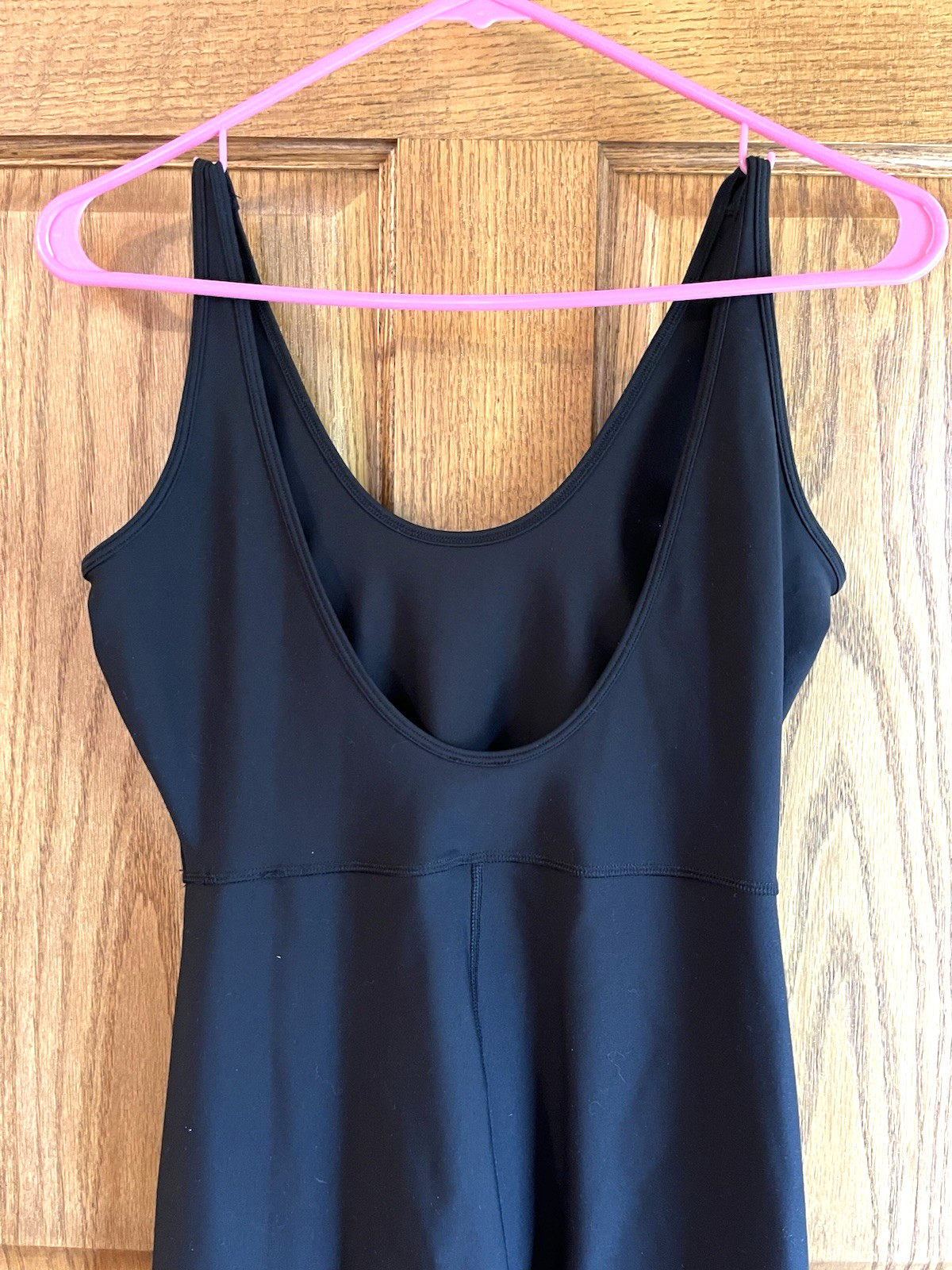 Black Unitard Sleeveless Long Legs Sleeveless Scoop Neck – See Description