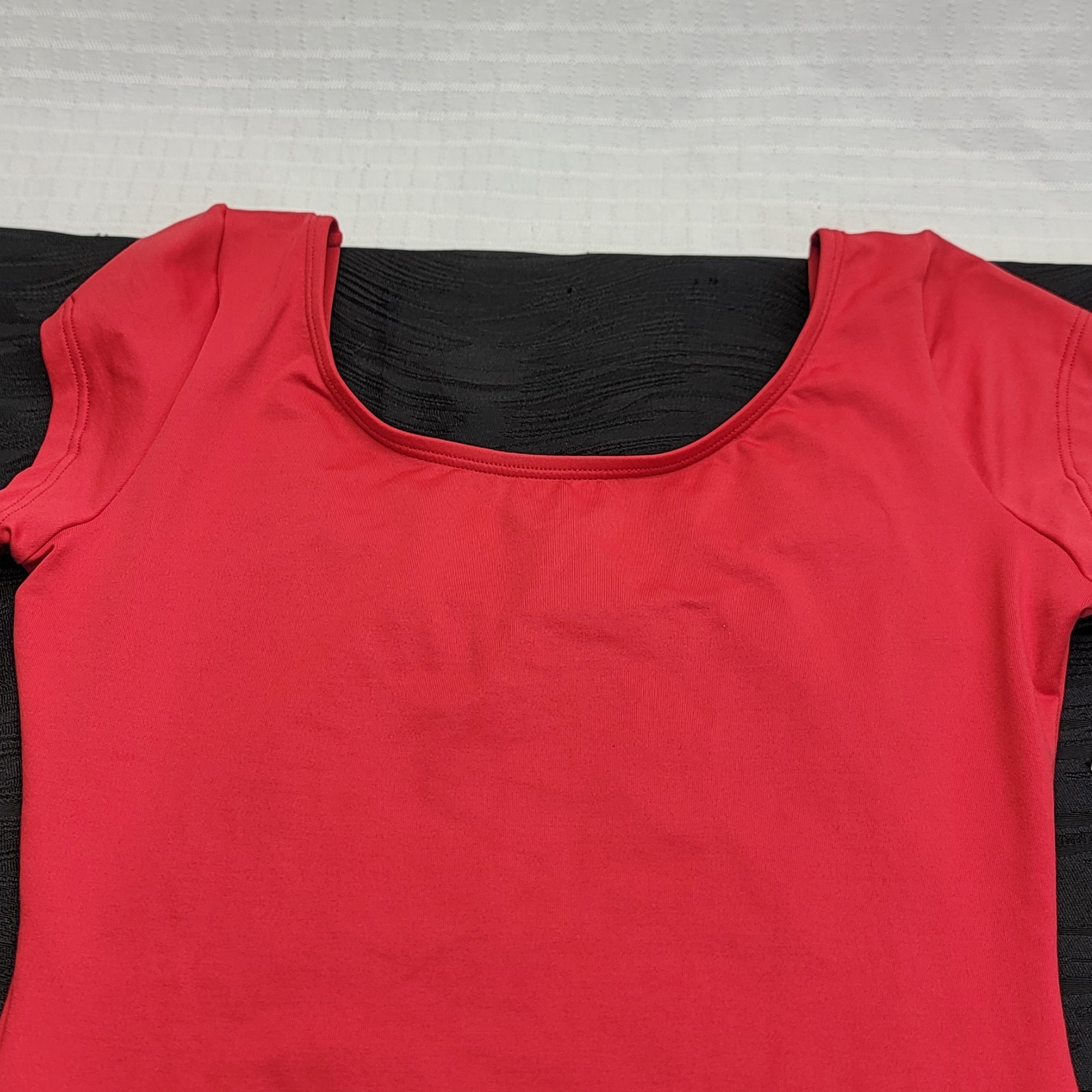 Body Wrappers ProWEAR Cap Sleeve Cut Leotard Red Scoop Front/Back Neckline SZ LA