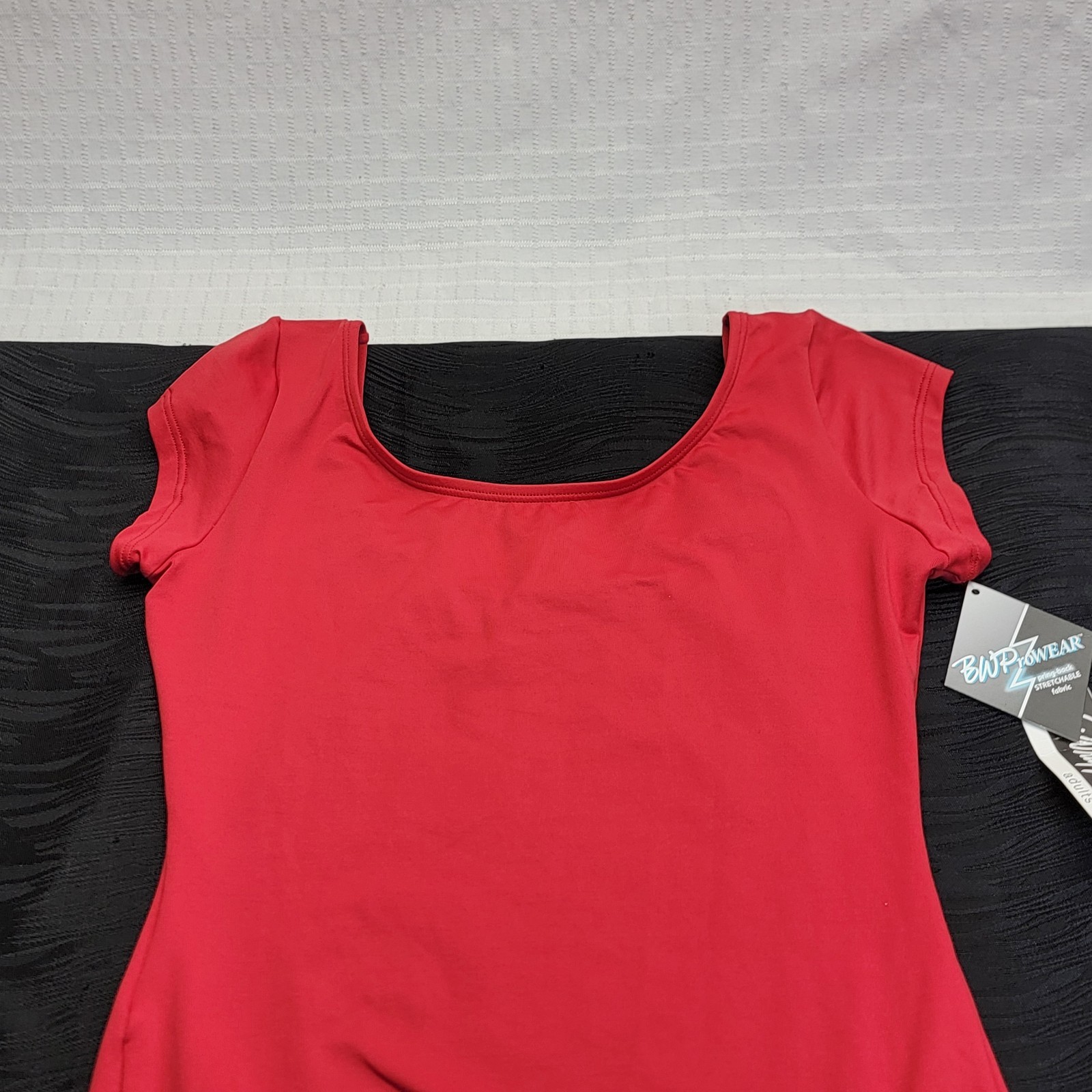 Body Wrappers ProWEAR Cap Sleeve Cut Leotard Red Scoop Front/Back Neckline SZ LA