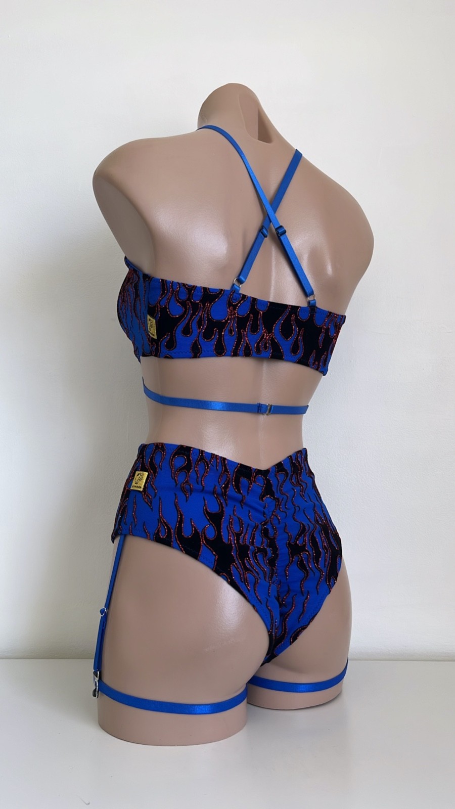 Schminke 🔥 Mesh Flames fire festival pole dance wear UV halter top sweetheart