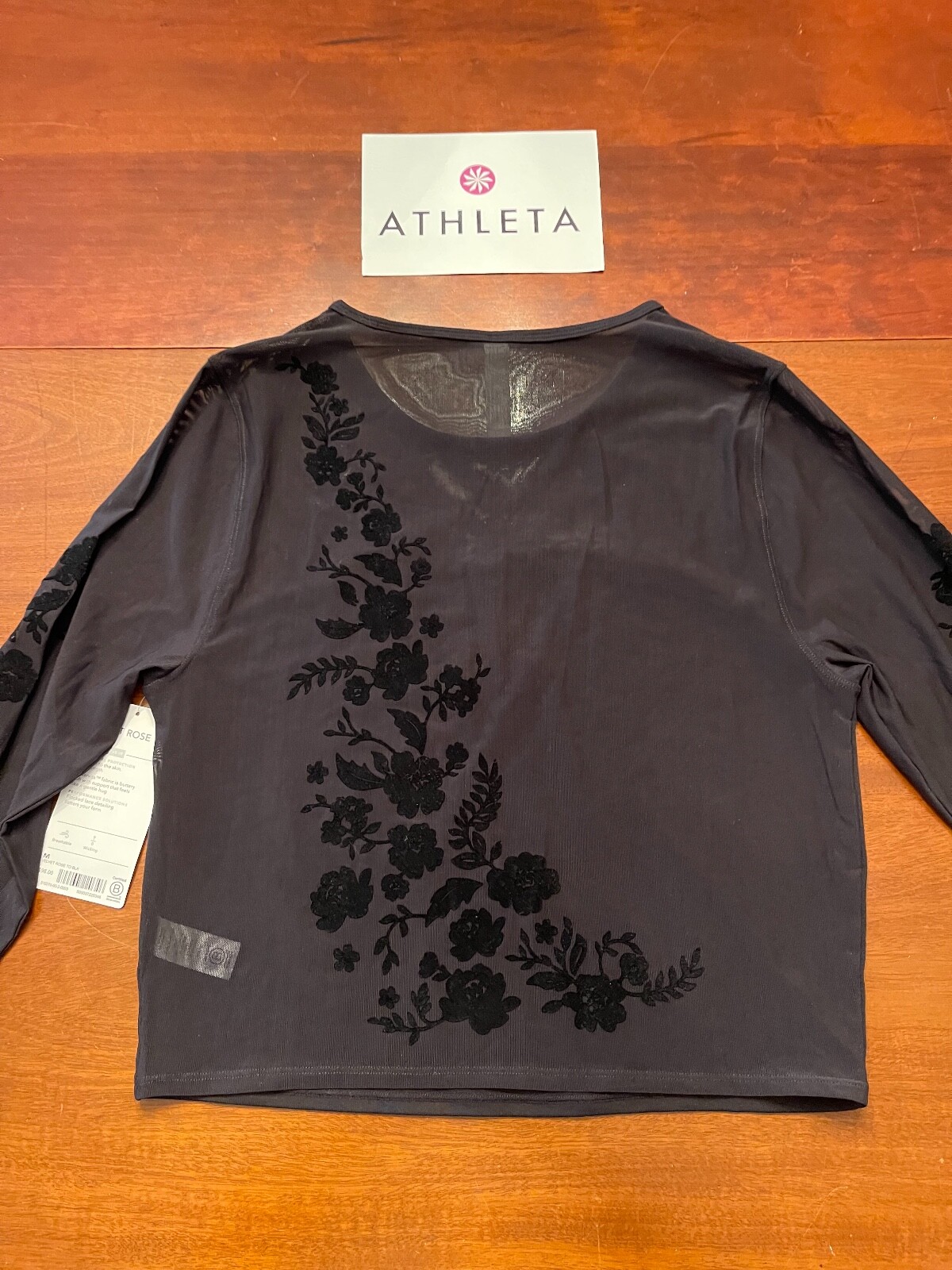 NWT $98 ATHLETA Velvet Rose LIMITED EDITION shirt top FLOCKED LACE powervita S T