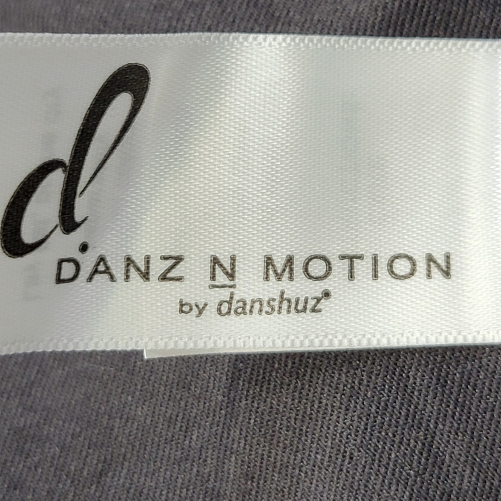 DanzNMotion Black Women’s Lace Back Scoop Neckline Wide Strap Lace Back SZ XLA