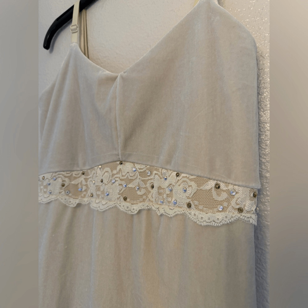 Weissman Balera dance costume ivory Velvet Slip Dress D10562 MA-Medium adult