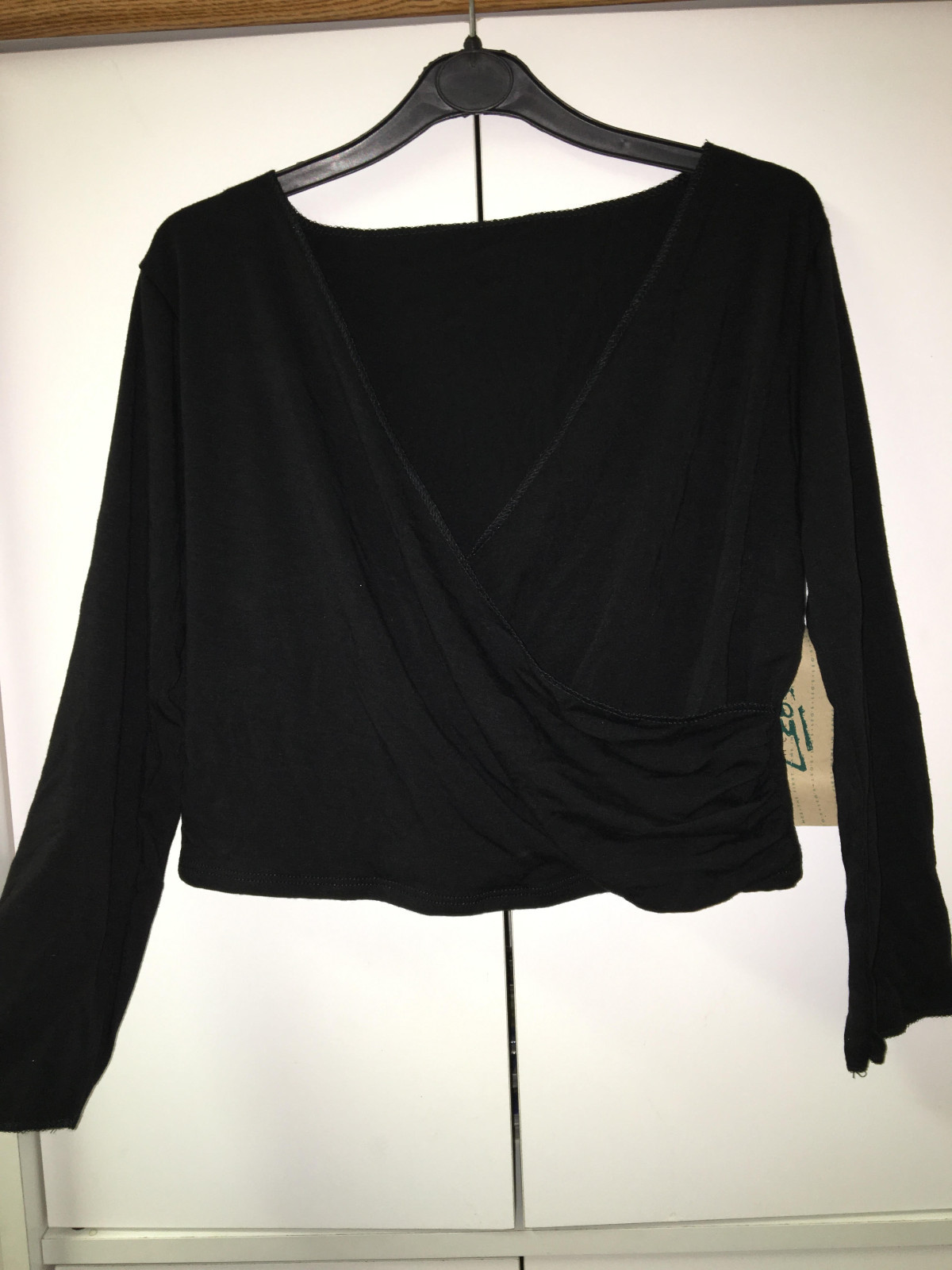 Leo’s 16-21 Women’s Large Black Mock Wrap Sweater V-Neck Long Sleeve Jersey Top