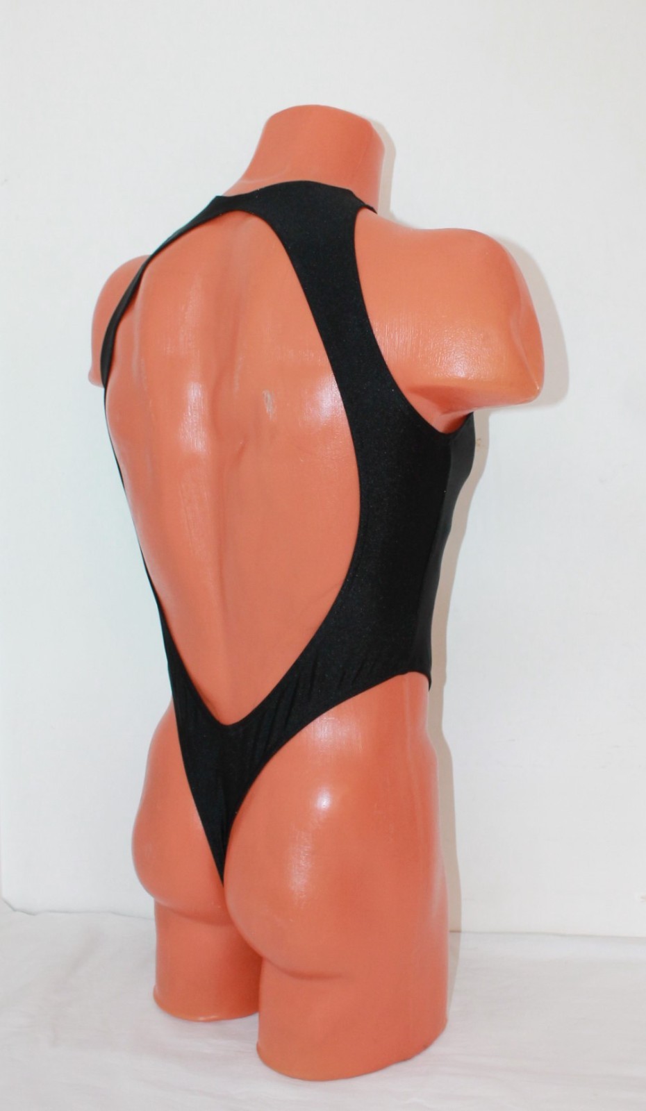 Men Thong Leotard 154-56 Open Back Hole Crotch Black Spandex Size XL