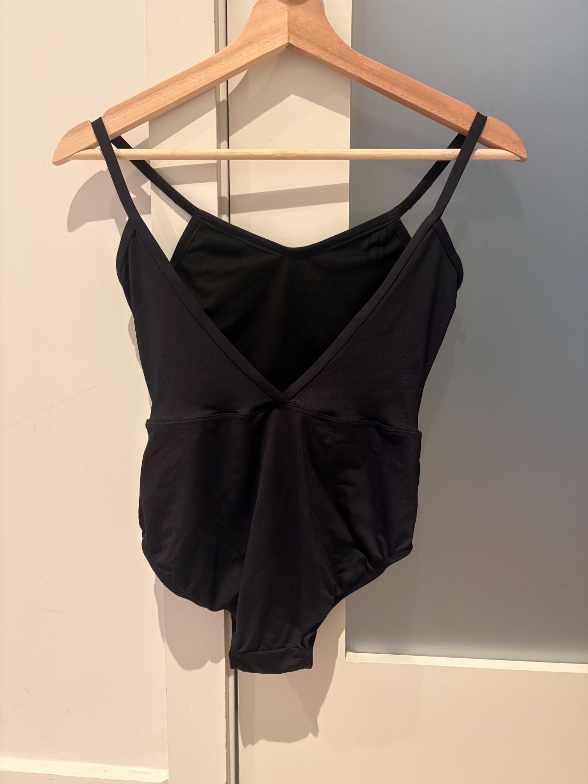 Suffolk Blossom V-Front Camisole Leotard, Adult S, Great Condition