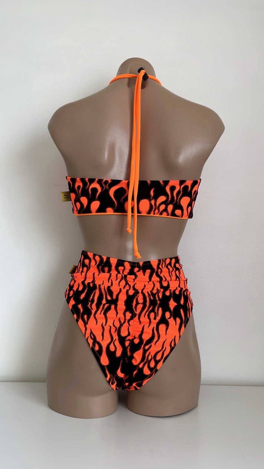 Schminke 🔥 Flames fire pole dance wear mesh UV neon halter crop top & bottoms