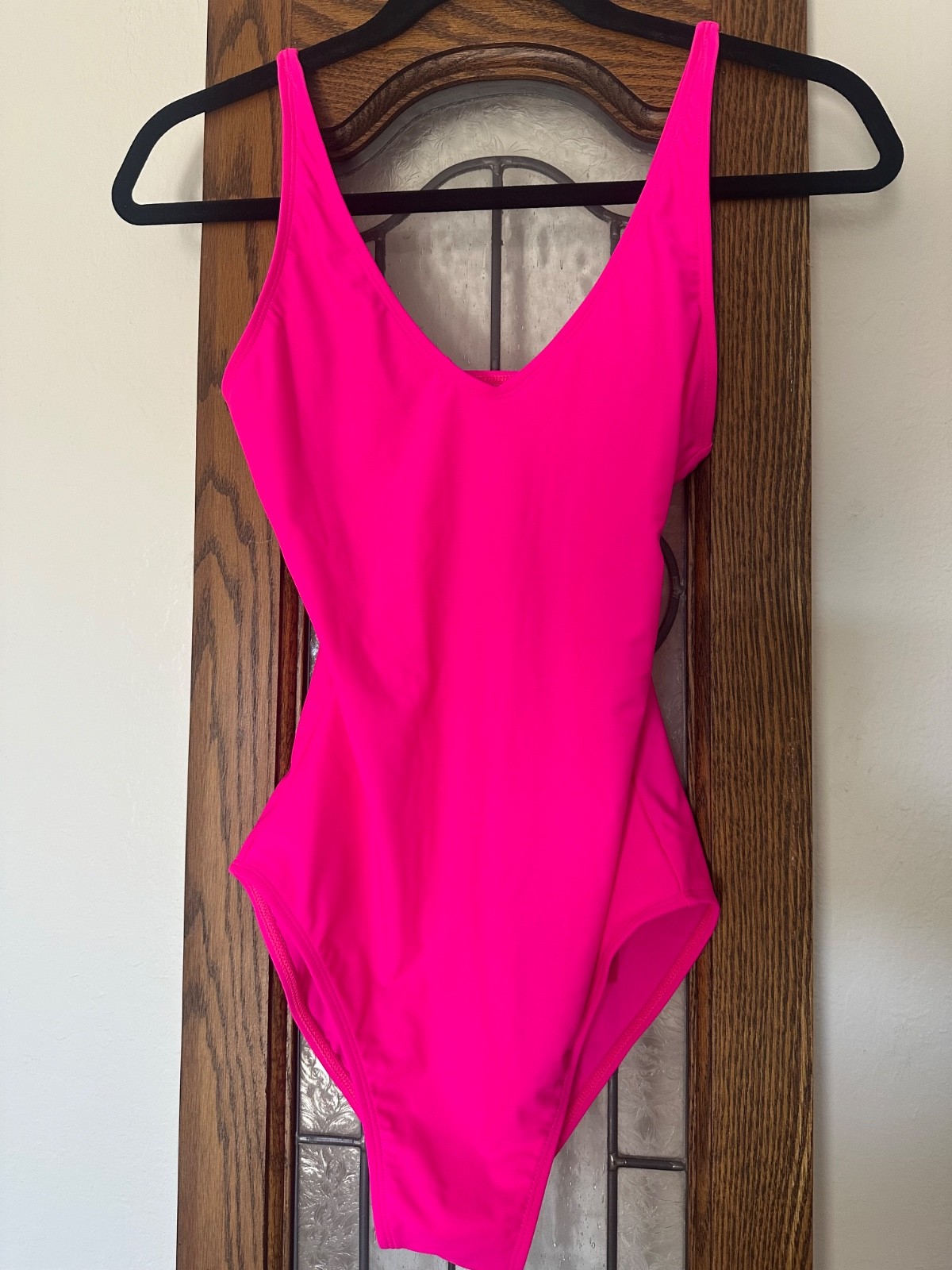 SPEERISE One Piece Adjustable Straps High-Cut Leotard Small NWT Nice! HOT PINK