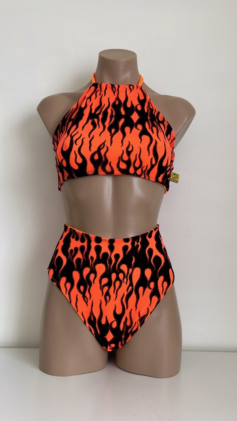 Schminke 🔥 Flames fire pole dance wear mesh UV neon halter crop top & bottoms