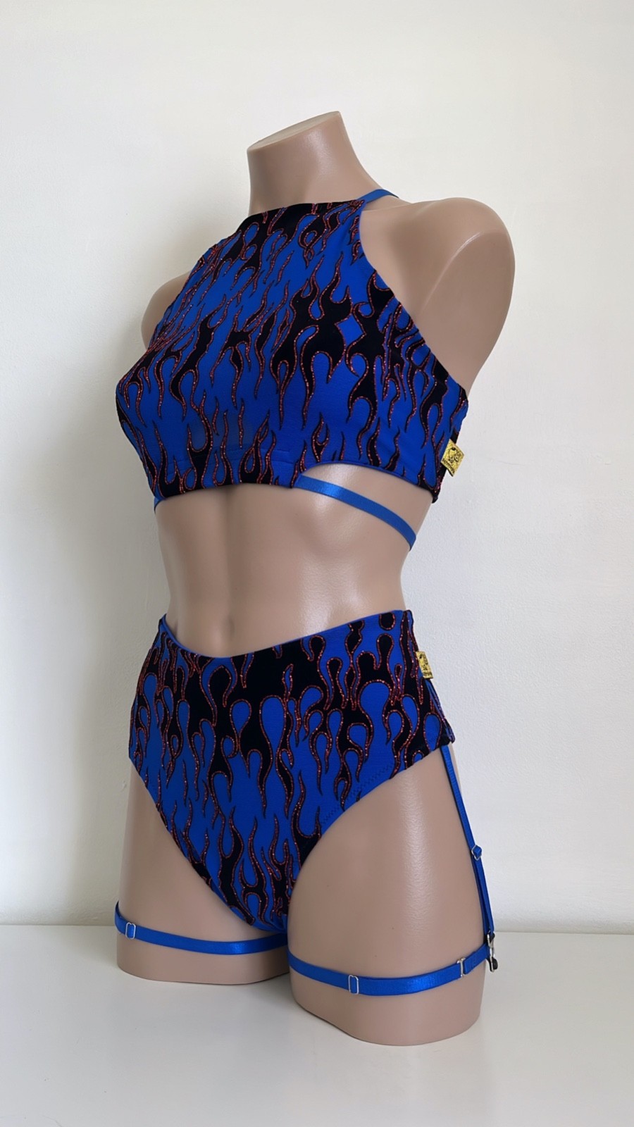 Schminke 🔥 Mesh Flames fire festival pole dance wear UV halter top sweetheart