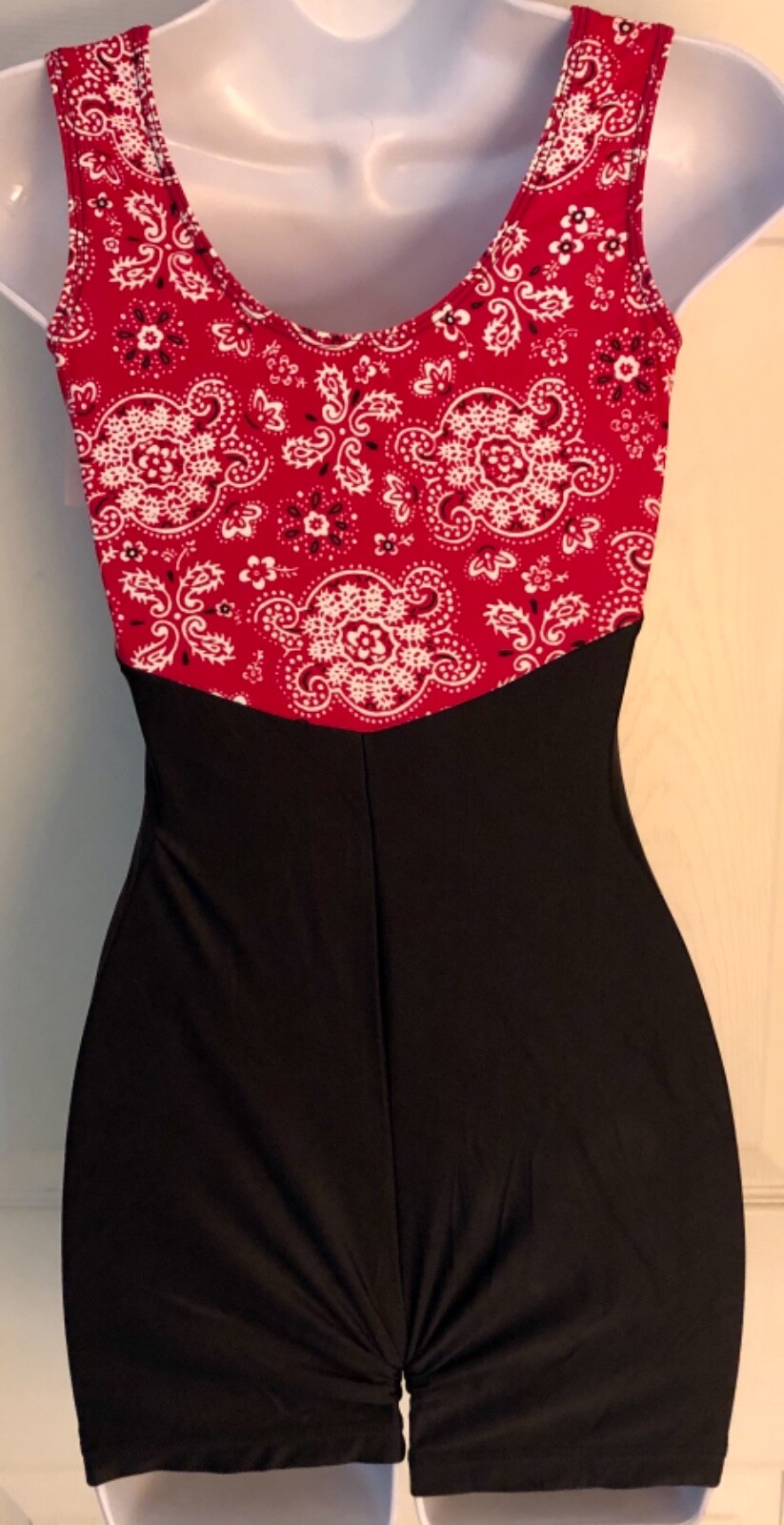 GK DANCE BIKETARD ADULT SMALL RED PAISLEY PRINT BLACK N/S WORKOUT GYM TANK Sz AS