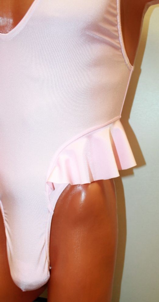 Men Thong Leotard 151-93 Flirty Skirt Light Pink Spandex Size M