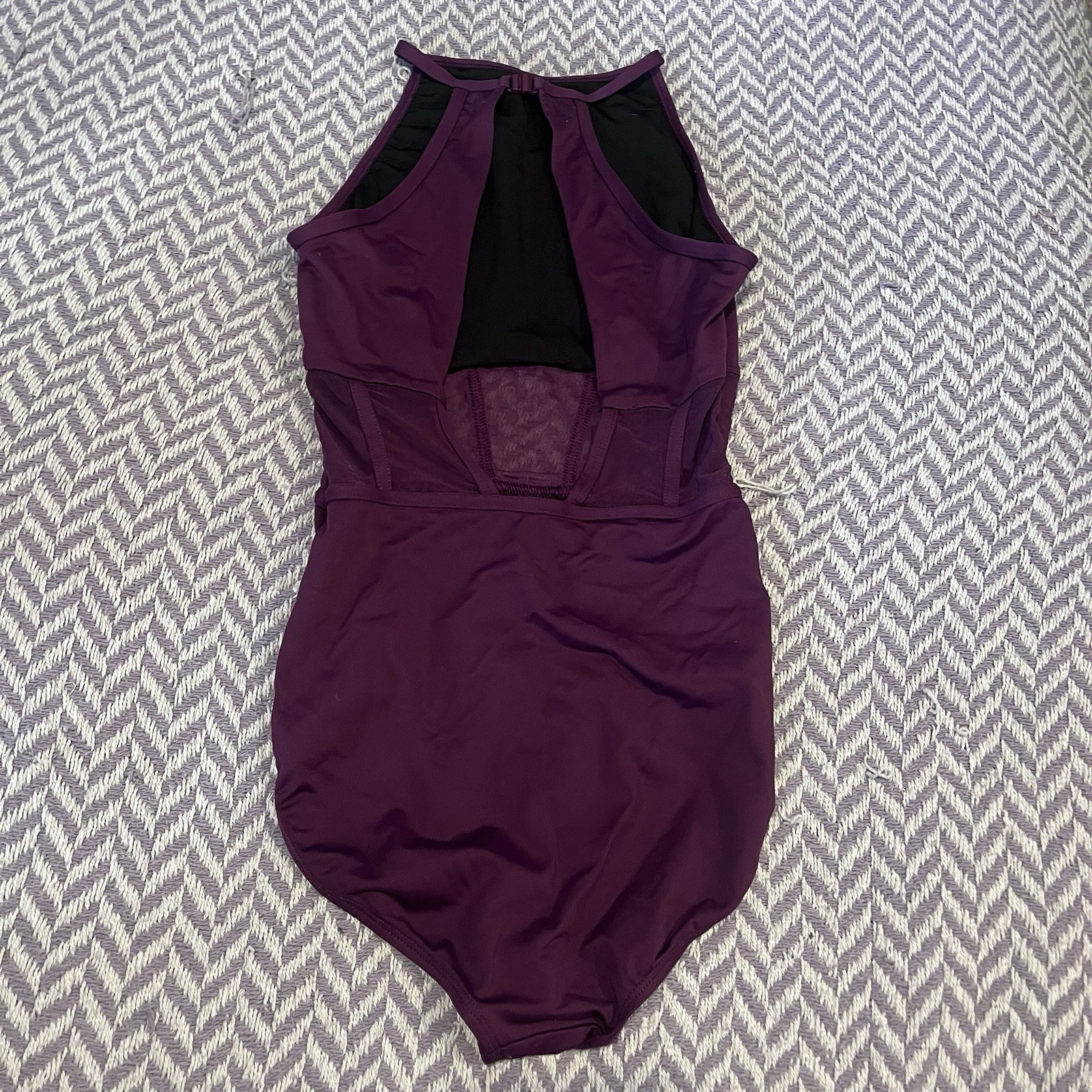 Danz N Motion Plum Leotard High Neckline Open Back Mesh Mid Adult Medium