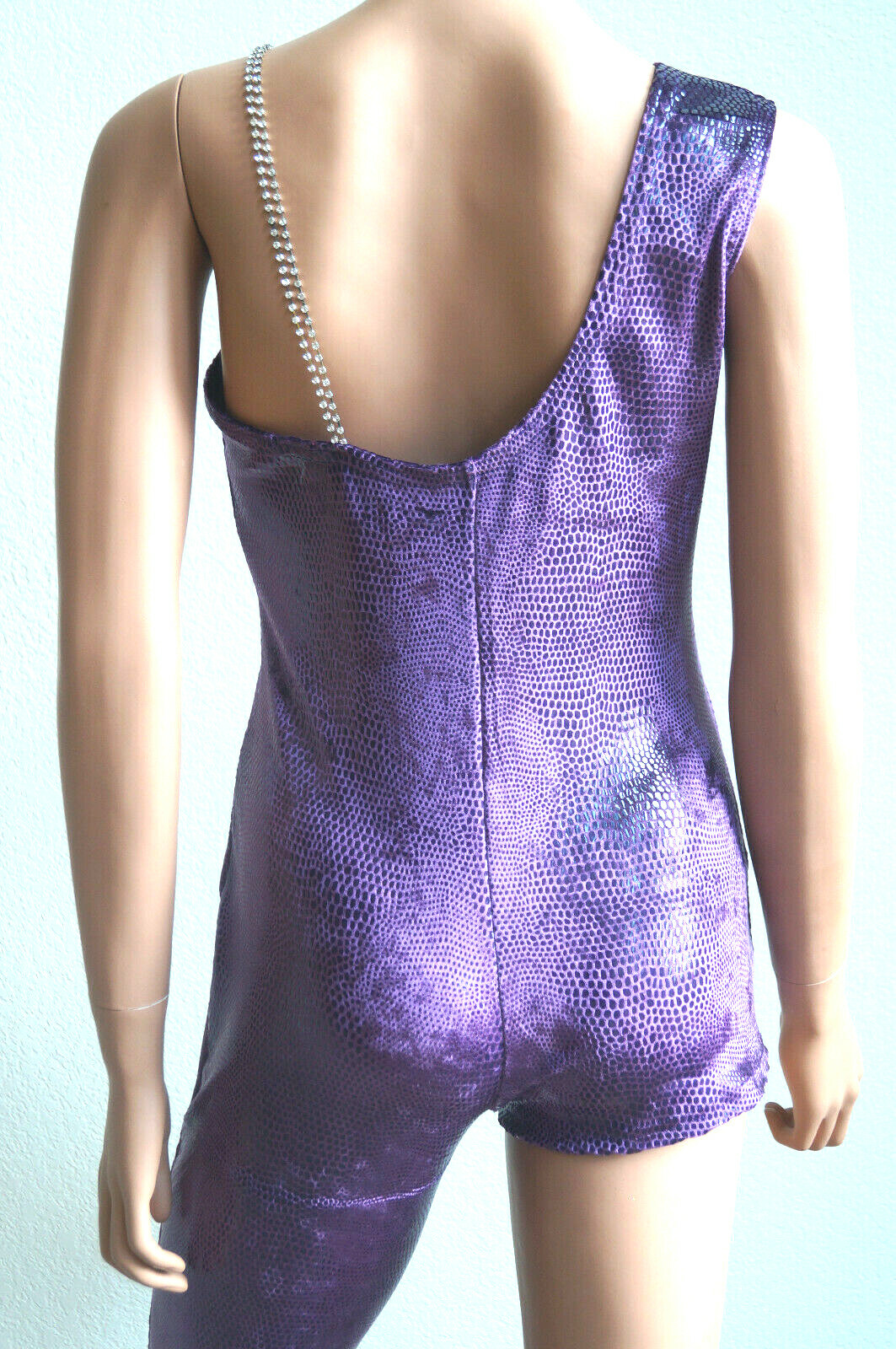 DANCE Yoga bodysuit, unitard ,jumpsuit. Adult Size M ( 6 – 8 )