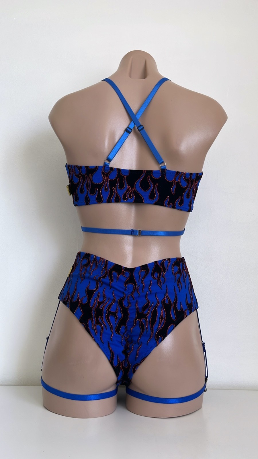 Schminke 🔥 Mesh Flames fire festival pole dance wear UV halter top sweetheart