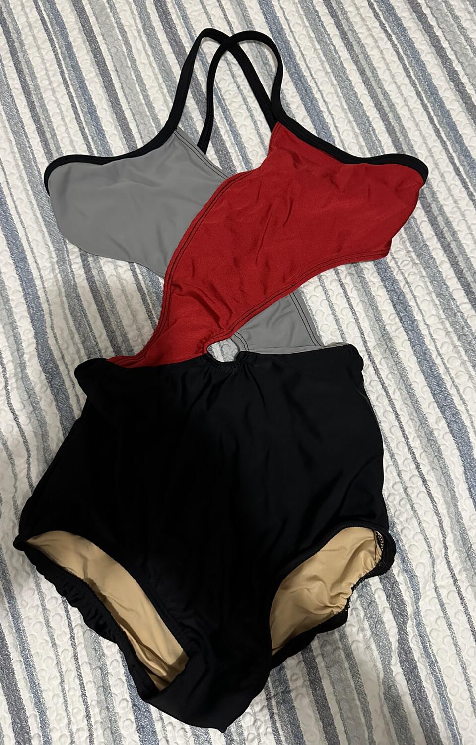 Ilogear Dancewear Leotard Adult Small Black, Red, Gray