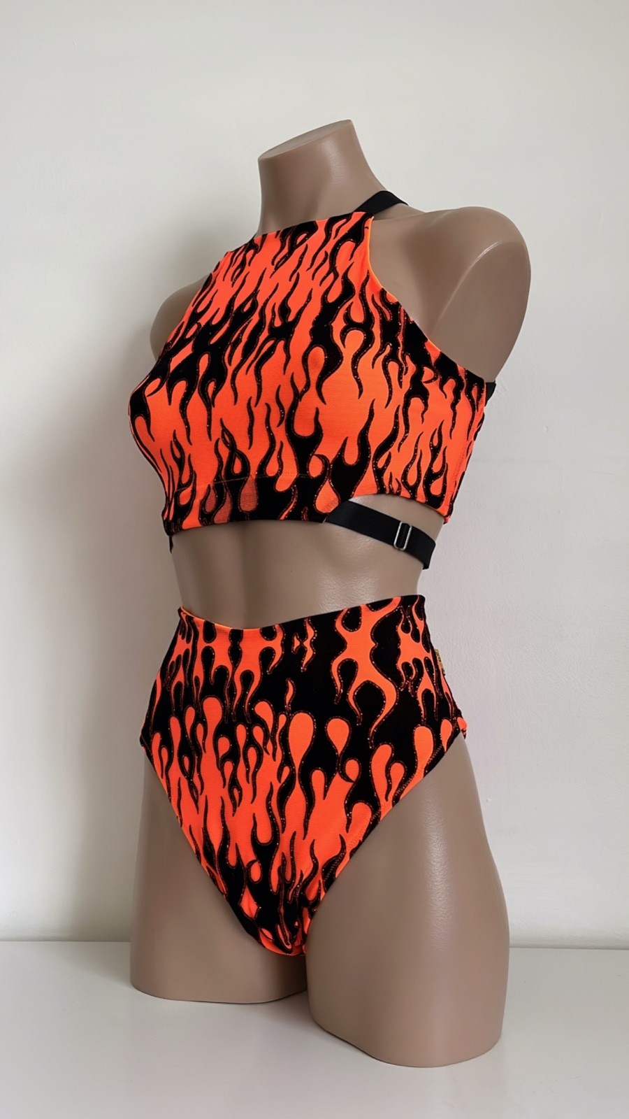Schminke 🔥 Flames fire pole dance wear mesh UV neon halter crop top & bottoms