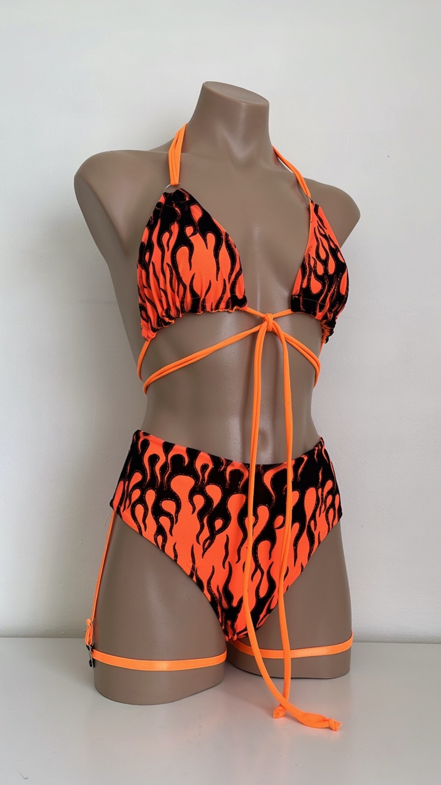 Schminke 🔥 Flame fire festival bikini style dance sexy set mesh spandex UV neon