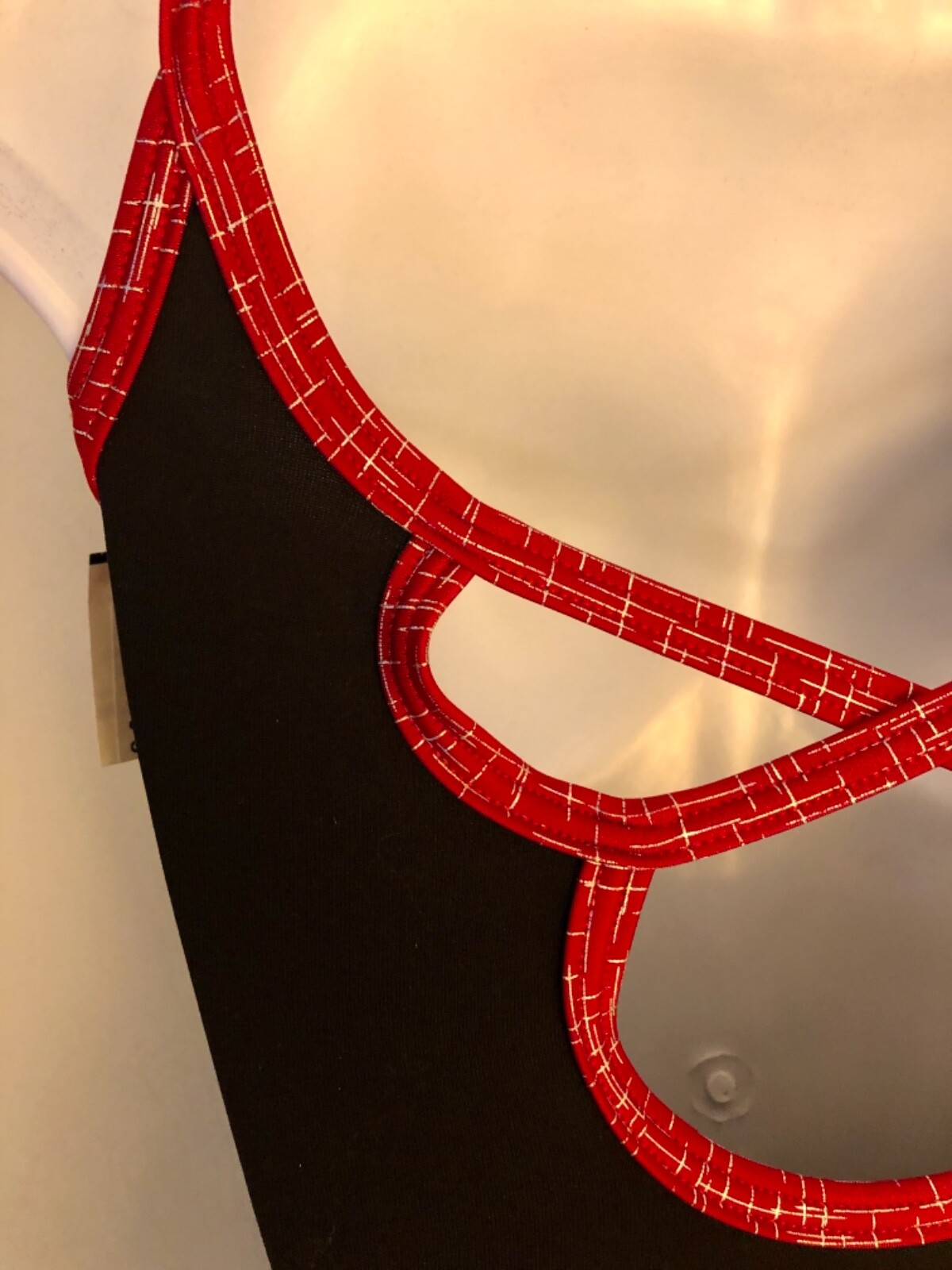 GK DANCE JAZZ ADULT X-SMALL BLACK NYLON RED MATRIX FOIL CAMI GYMNAST LEOTARD AXS