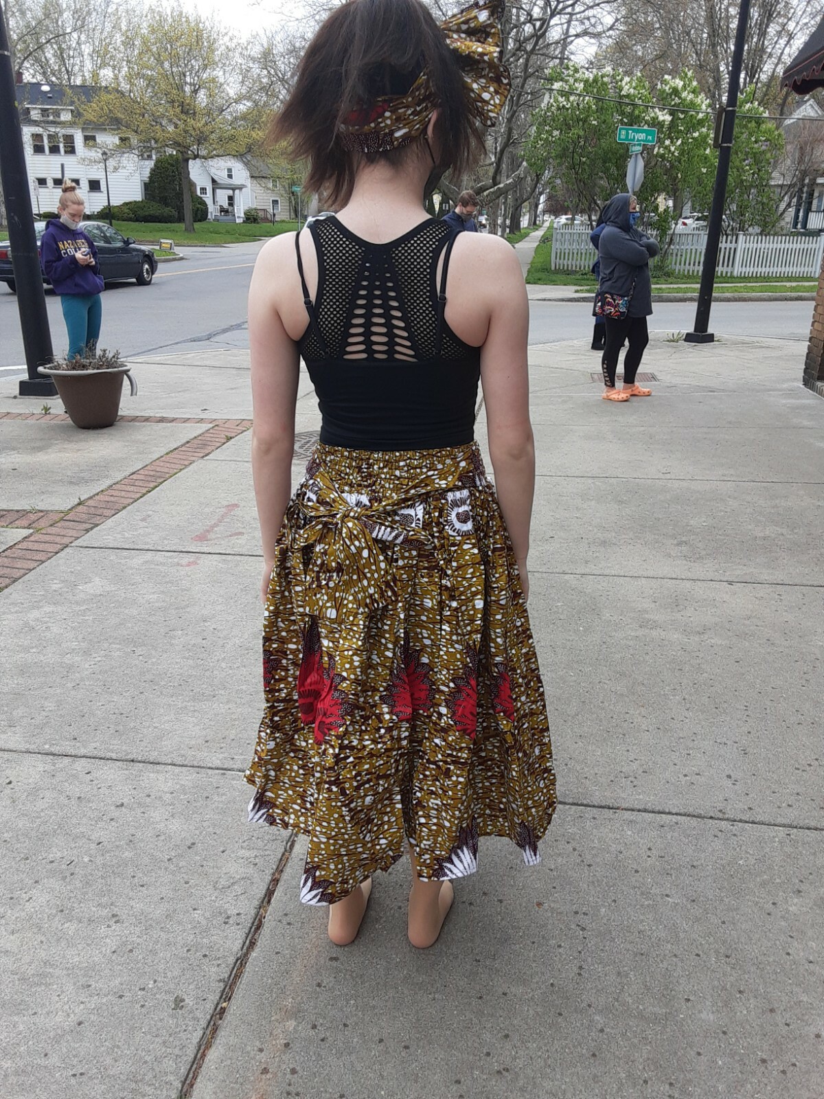 Sakka African, Red Flower Print Brown Skirt, bow Costume Dance adult free size