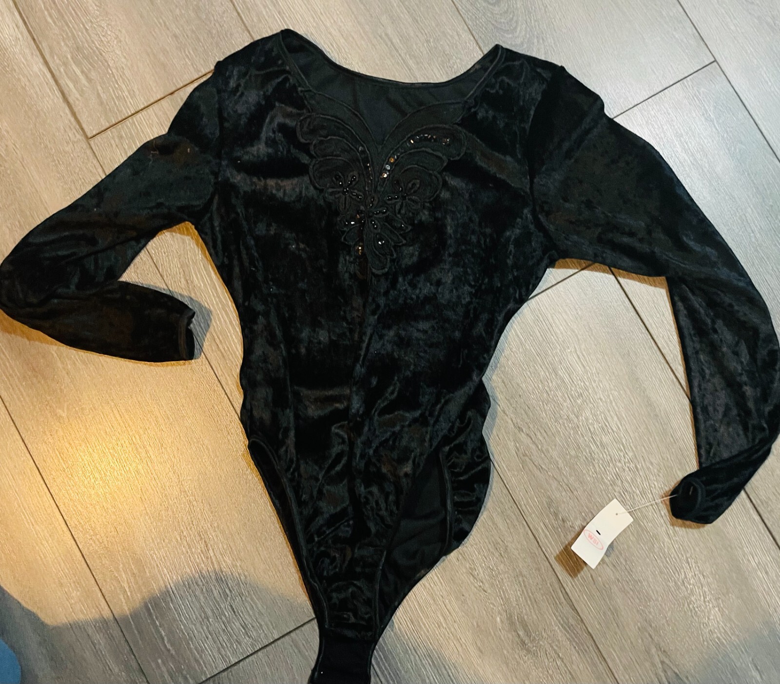 Women’s Long Sleeve Sequin Velvet Gymnastics Dance Leotard VNeck Bodysuit Small