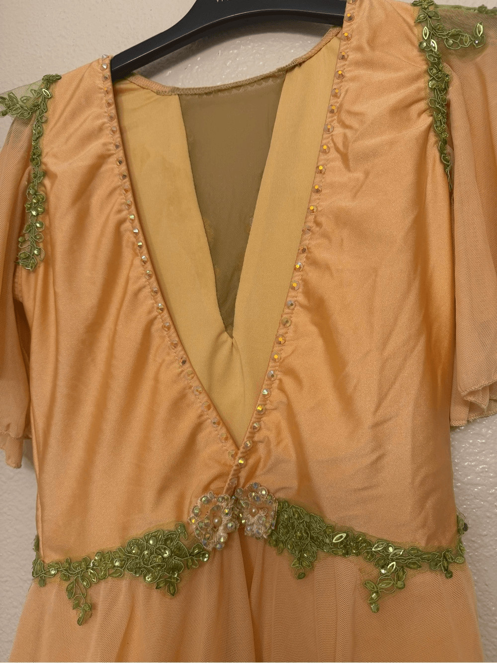 Glamour solo custom rhinestone dance costume tan nude illusion MA-Medium adult