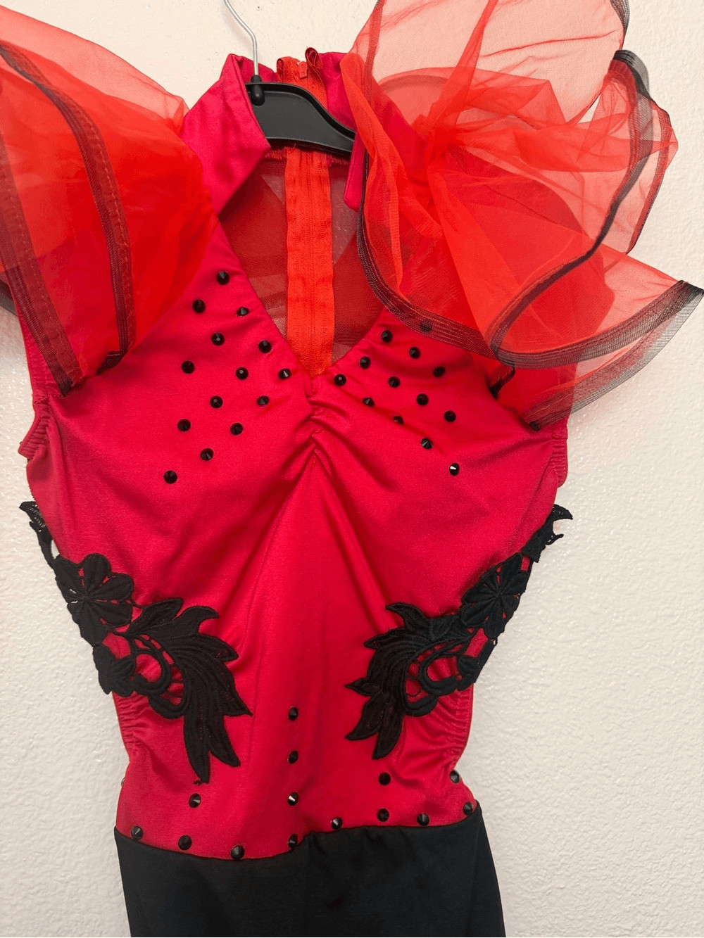 Kelle dance jazz acro costume black red Fire on Fire 5218 MA-Medium adult