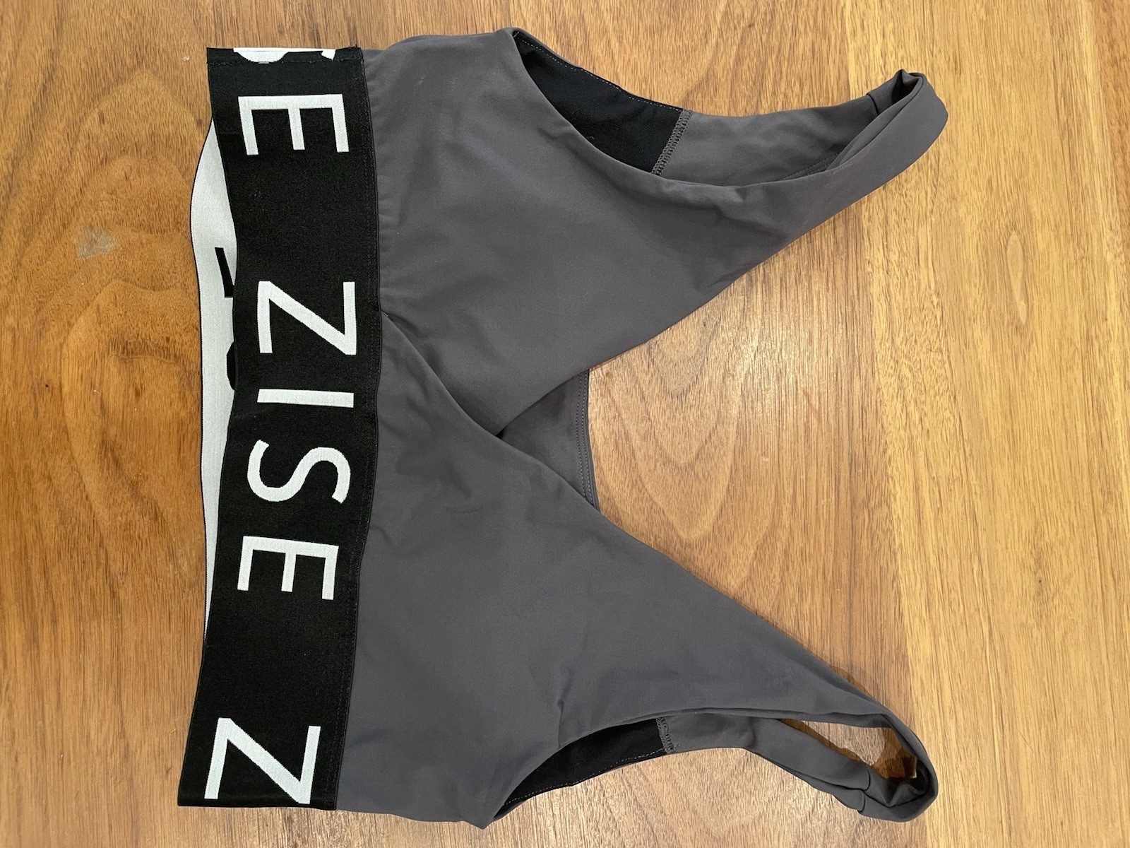 BLOCH ZISE COLLECTION – Sports Bra – Adult S – Dark Grey NWOT