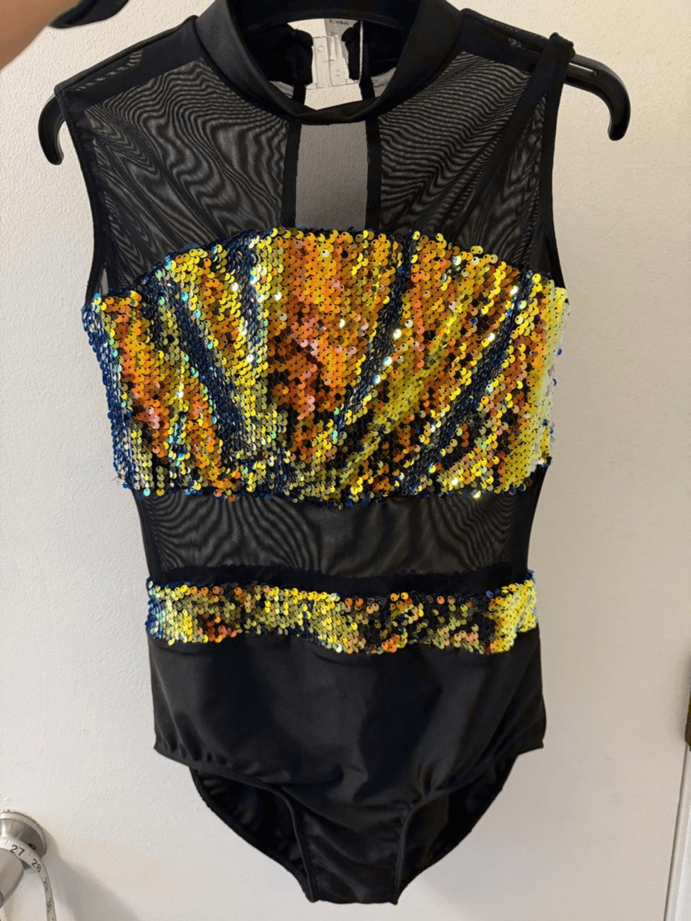 Glamour solo dance costume sequin mesh black gold SA-Small adult NEW