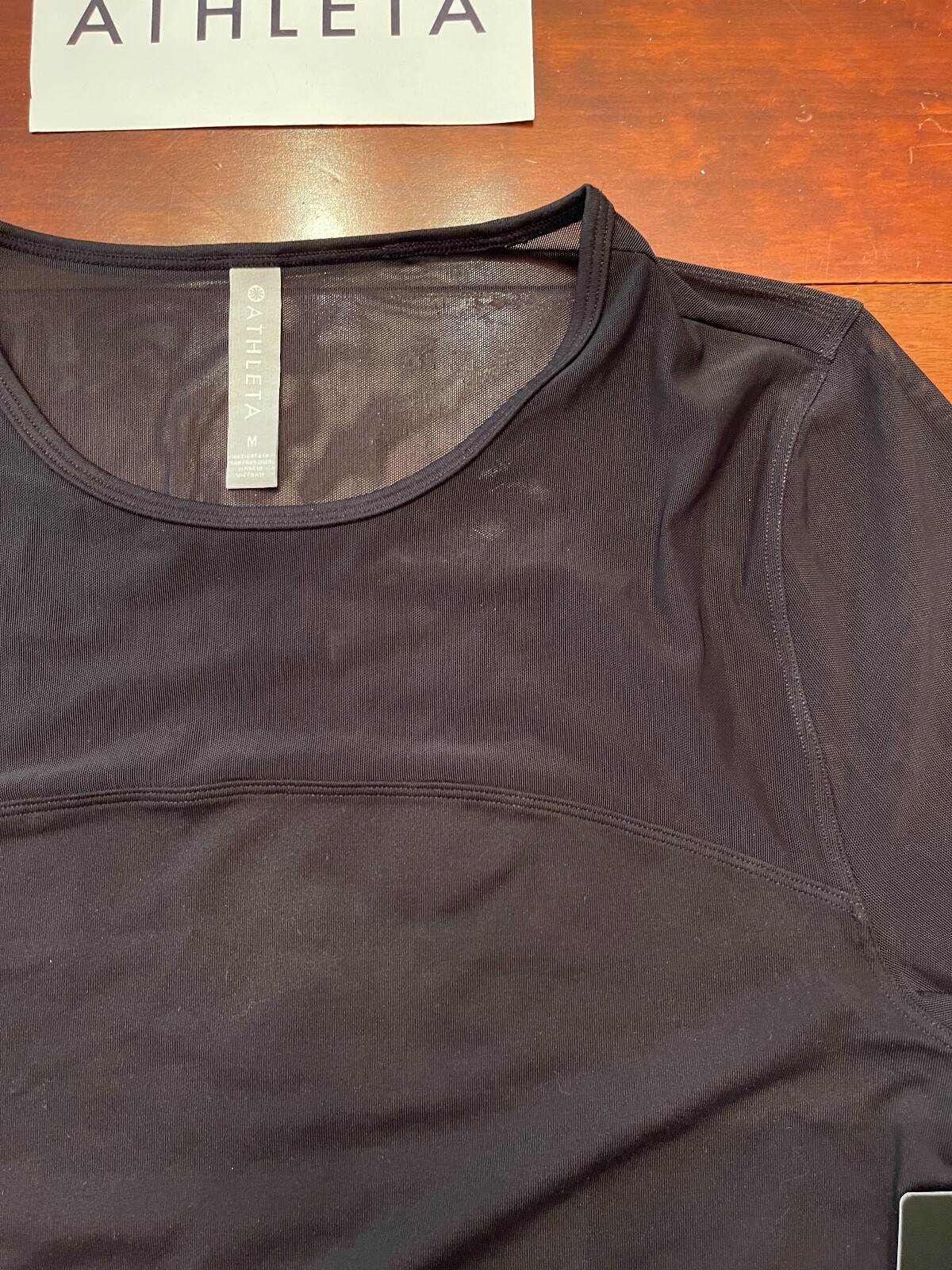 NWT $98 ATHLETA Velvet Rose LIMITED EDITION shirt top FLOCKED LACE powervita S T