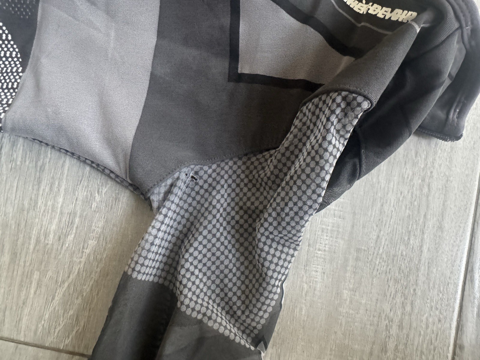 Maniere de Voir. Sleek Athletic-inspired Design with Graphic Print 8 leotard