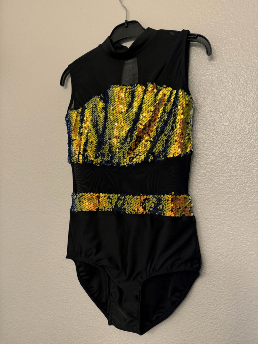 Glamour solo dance costume sequin mesh black gold SA-Small adult NEW