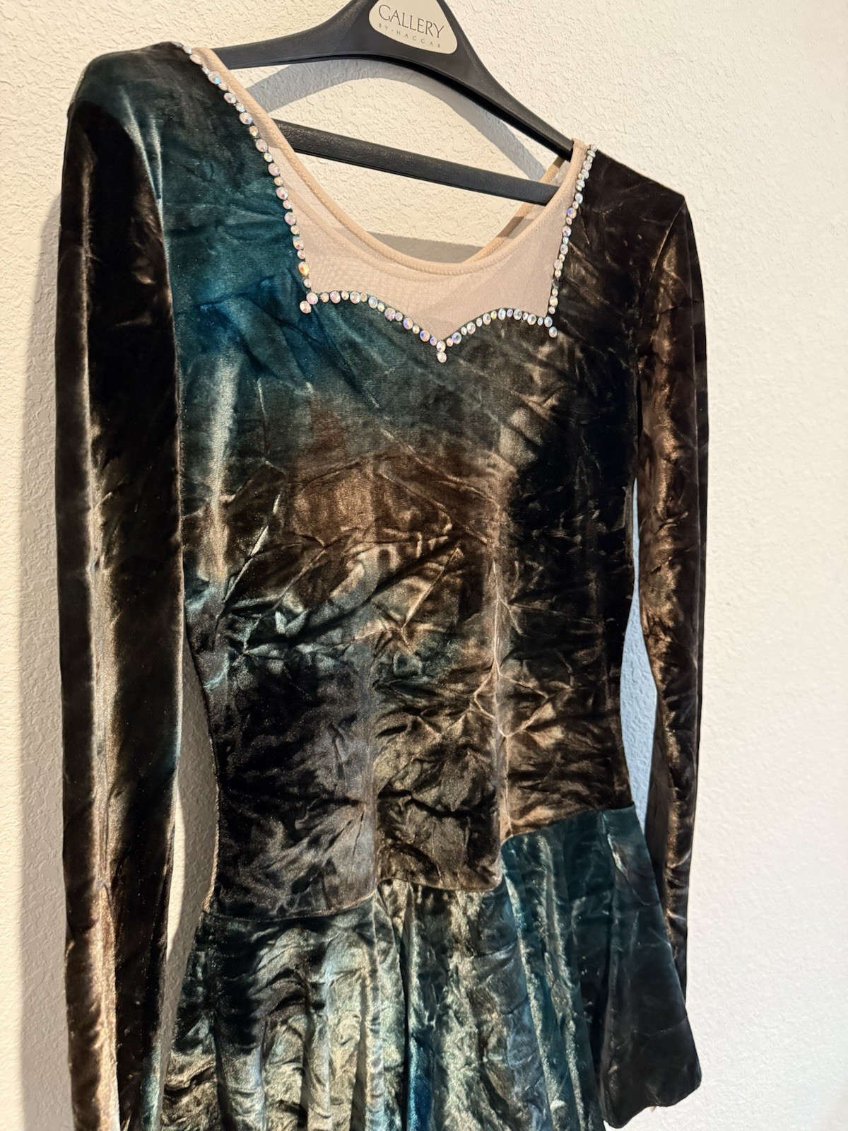 Adult Women’s Figure Skating Outfit Fits Large Velvet Black Teal