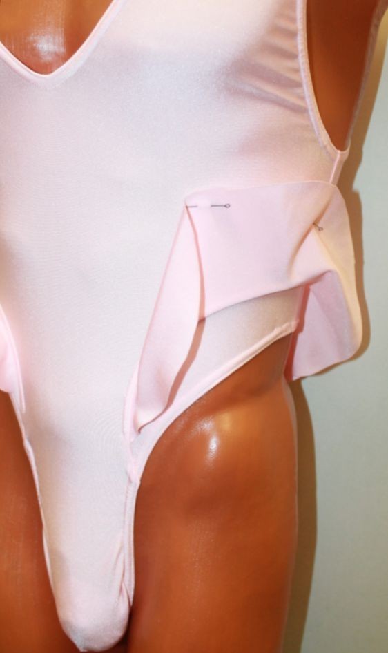 Men Thong Leotard 151-93 Flirty Skirt Light Pink Spandex Size M