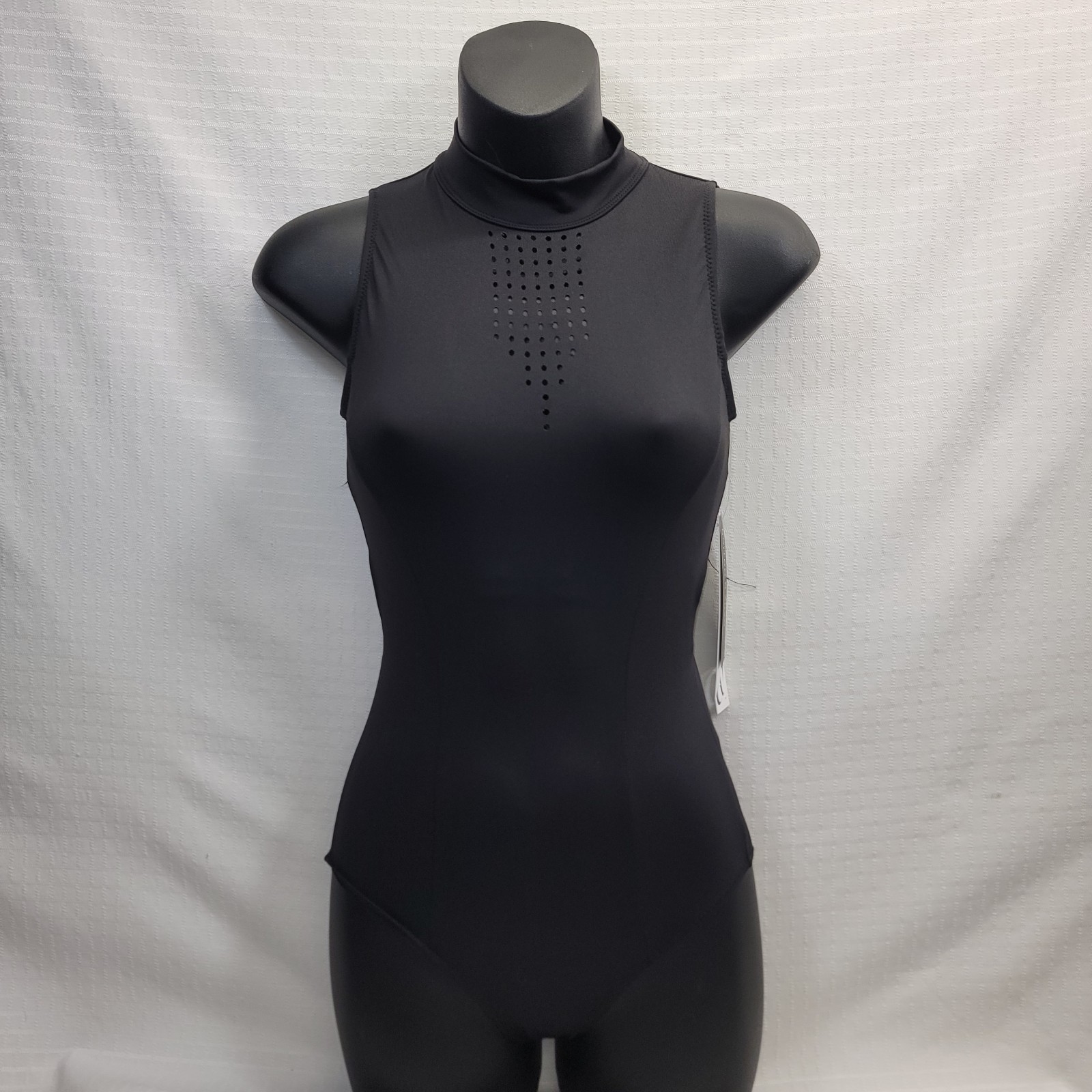 NWT Danz N Motion Women Black Sleeveless Mock Neck Detail on the Upper Chest