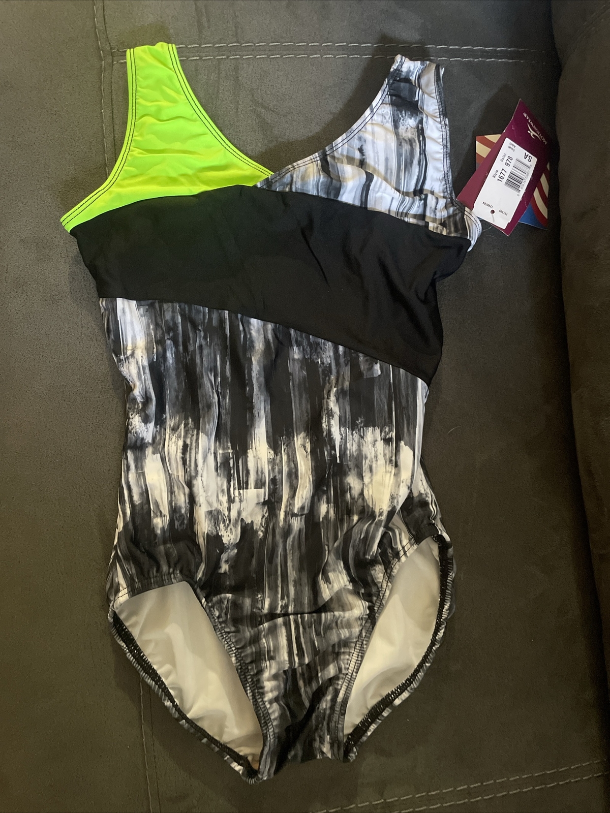 Motionwear Small Adult Green, Black And White Leotard