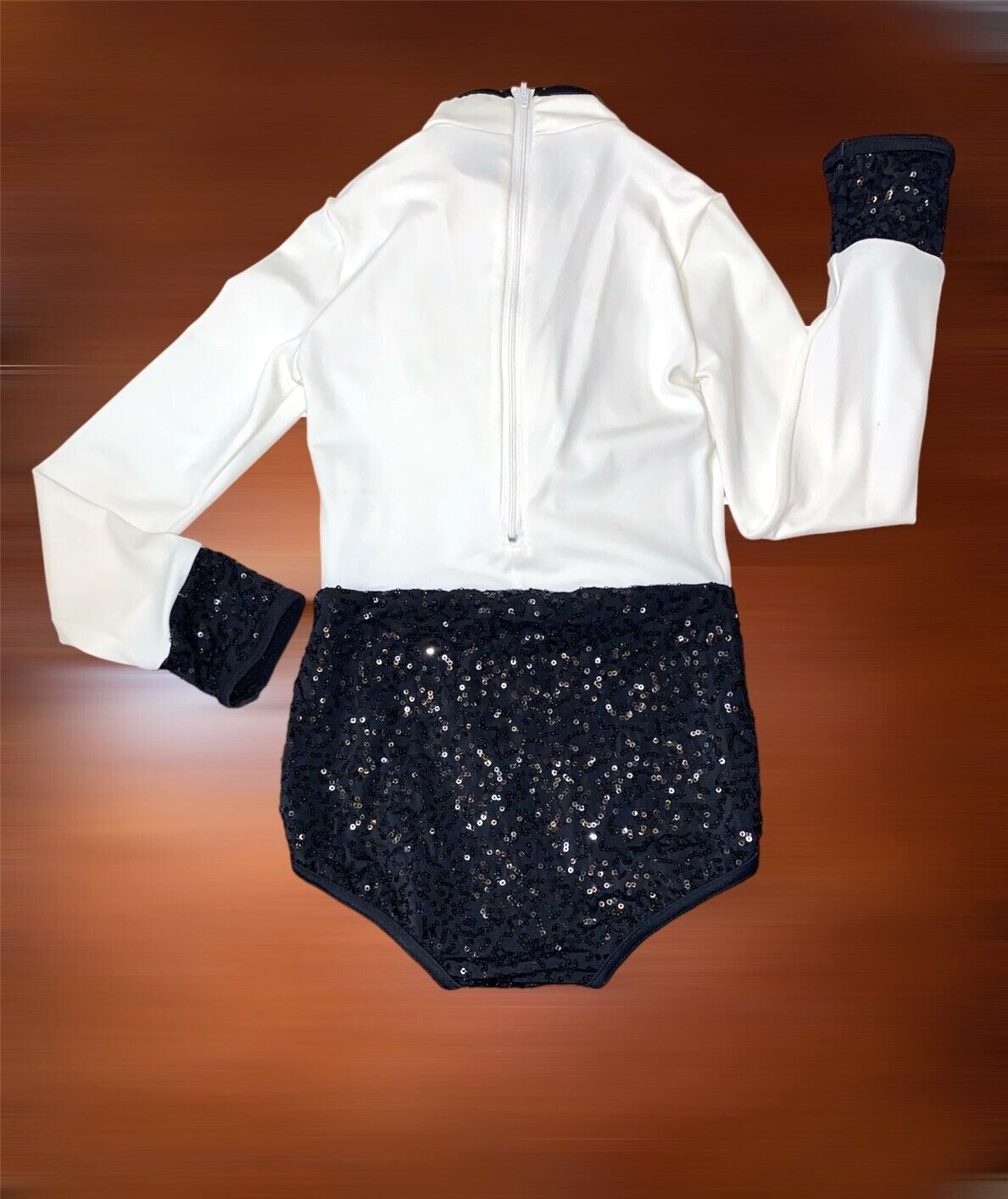 WEISSMAN SMALL BLACK AND WHITE DANCE LEOTARD LONG SlEEVE ZIPPER ON BACK NICE (S)