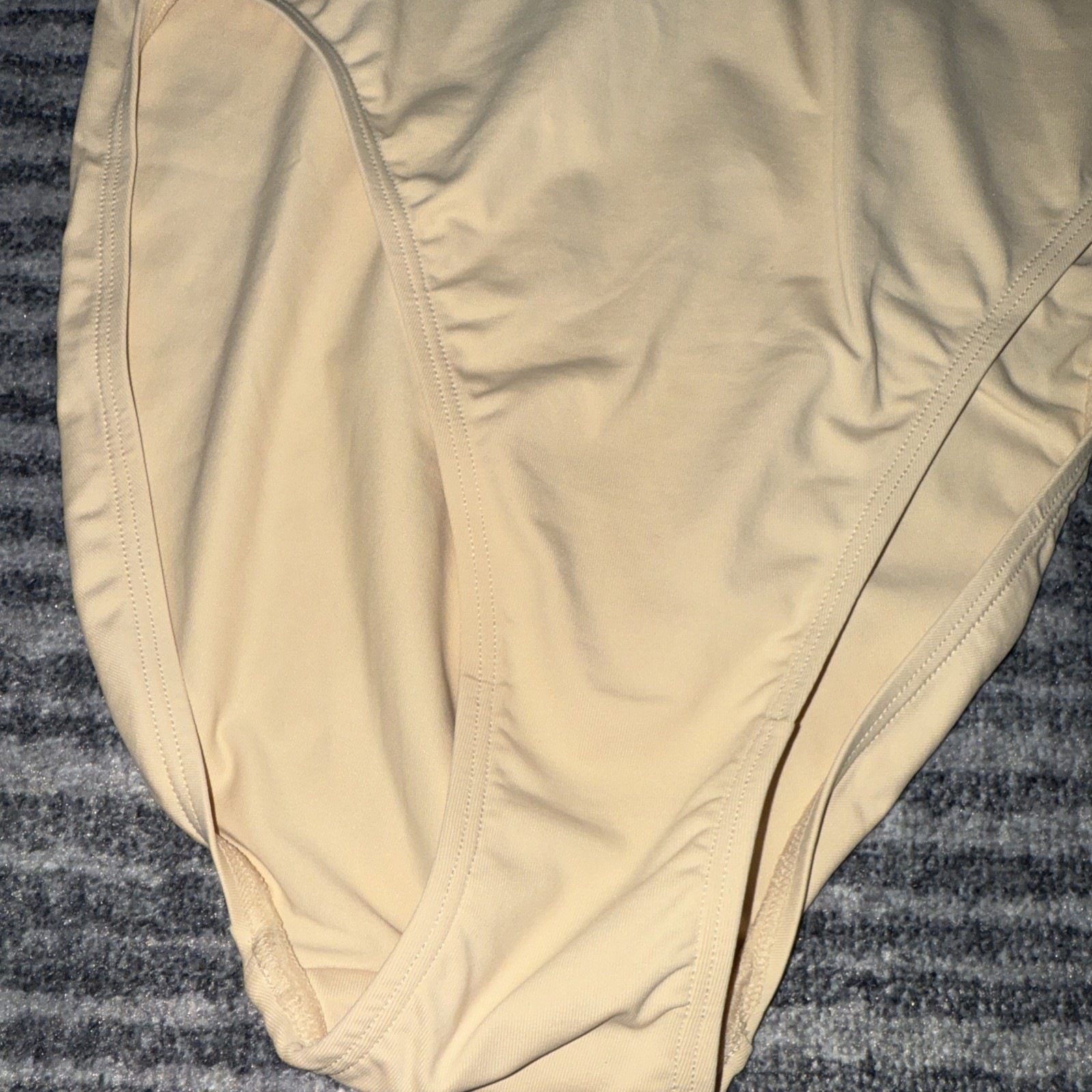 Capezio camisole with adjustable strap nude number 3532 extra large NWT