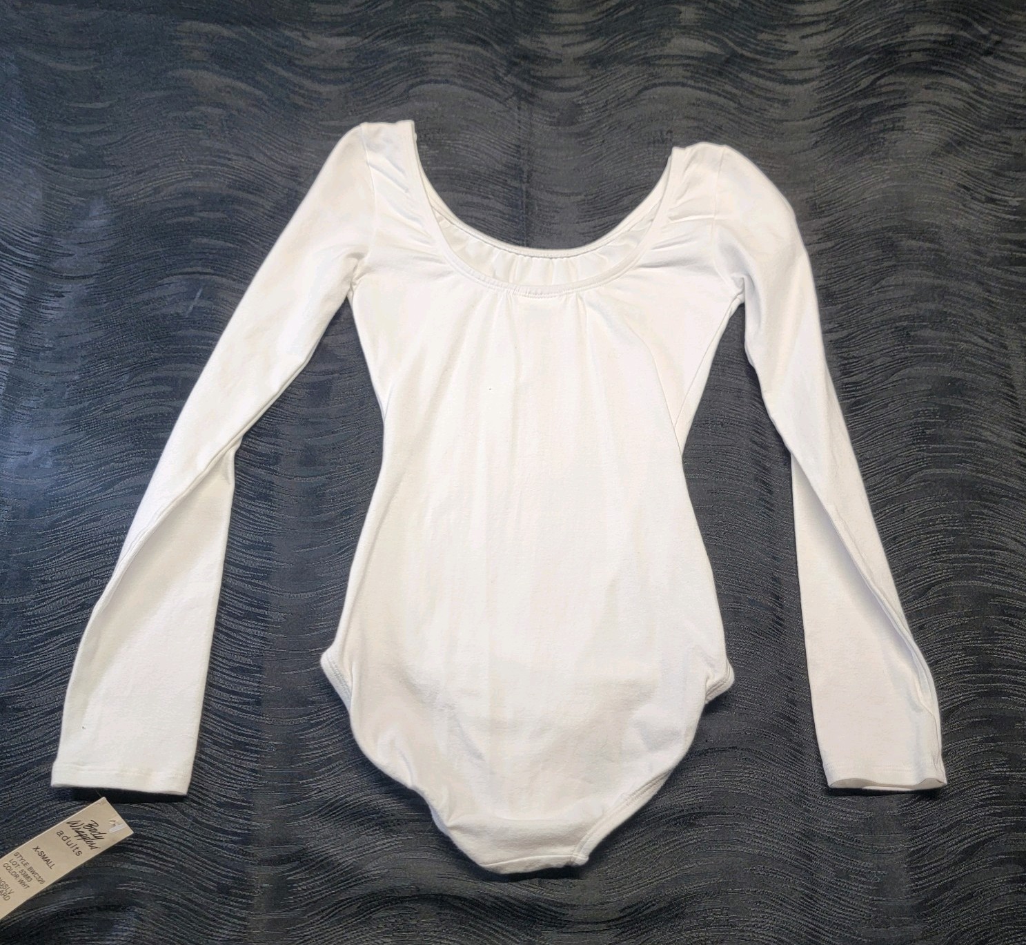 Body Wrappers Classwear Long Sleeve Leotard White Scooped Front & Back SZ XSA