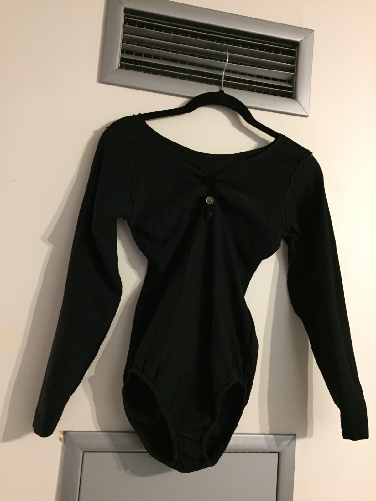 VTG 70s Danskin Long Sleeve Bodysuit Leotard – MADE IN USA – Size S
