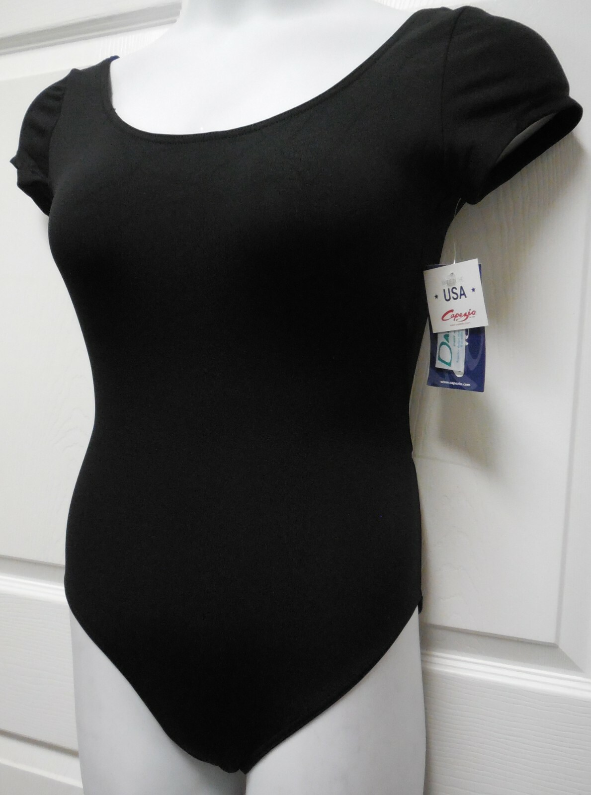 Black Capezio Cap Sleeve Leotard Rhinestone buckle back Ladies sz L or XL 7431